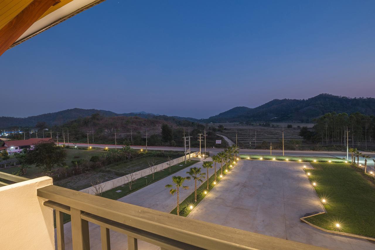 Sann View Hotel Thoeng Exterior photo